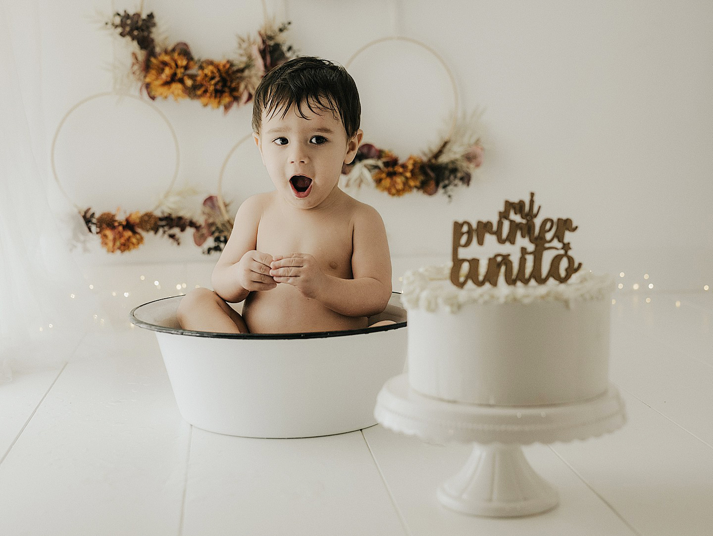 Antón celebrando su primer cumpleaños en el estudio